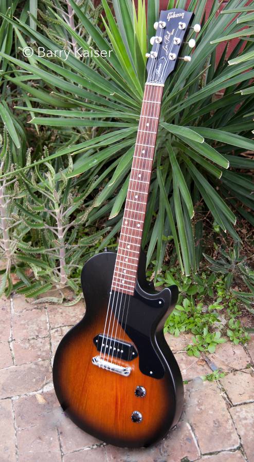 Gibson Les Paul Jr – $1,100